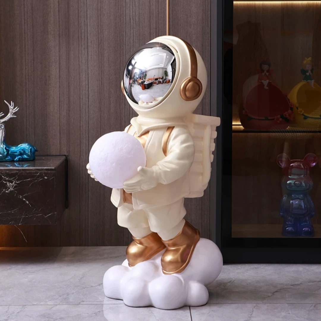 现代太空人存钱罐客厅落地摆件家居电视柜沙发旁装饰品乔迁礼品
