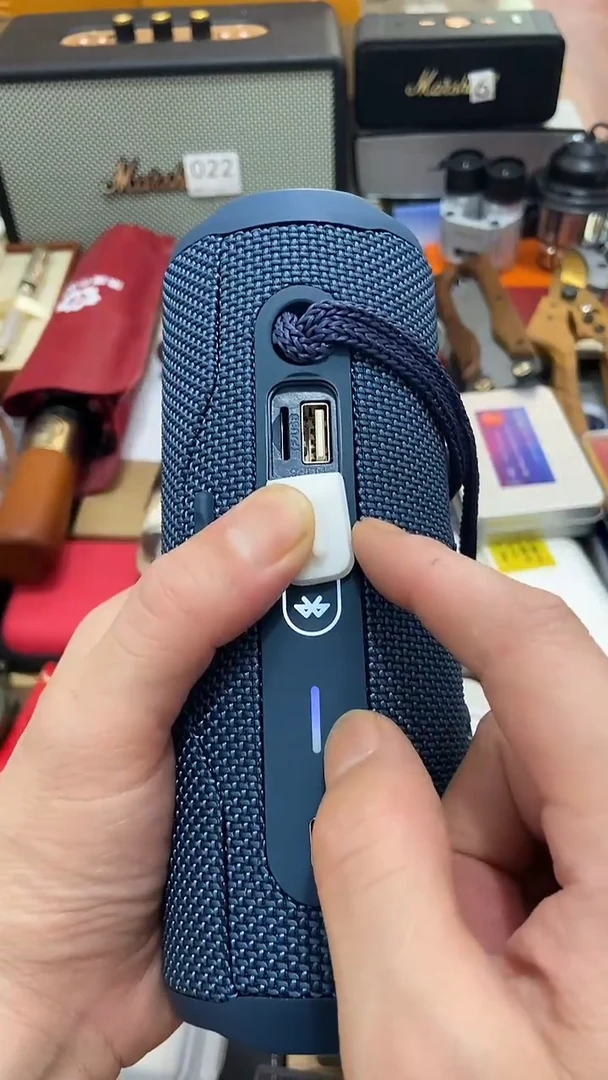 瓷片闪购商品  如图所示