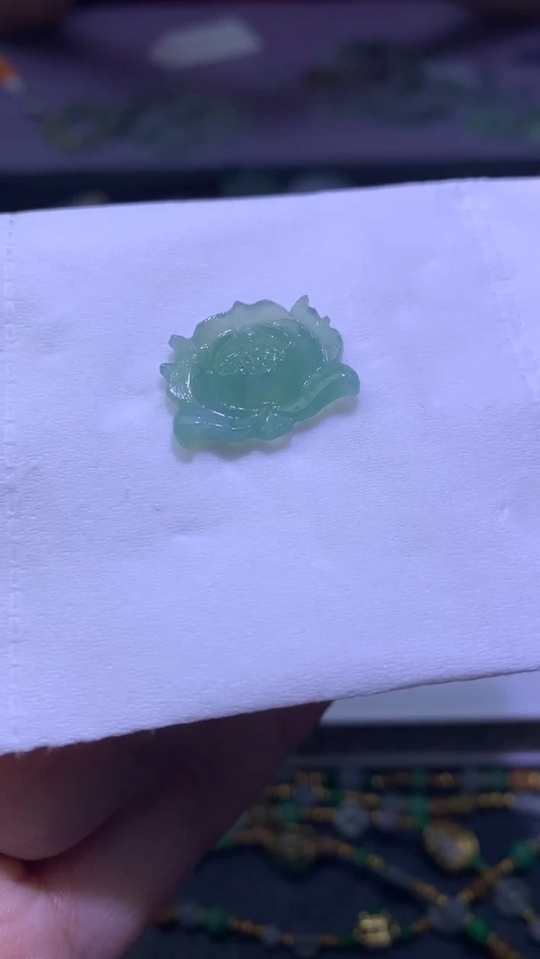 未镶嵌定制翡翠毛货