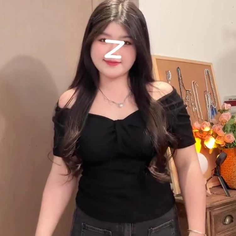 大码胖mm设计感一字肩短袖T恤女夏季新款修身显瘦法式纯欲风上衣