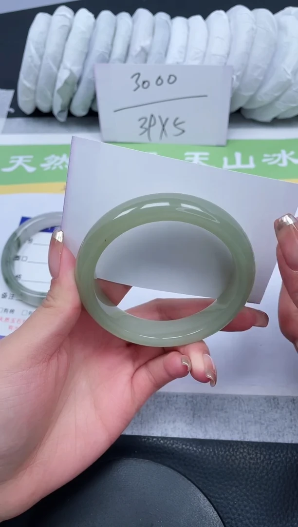 【闪购商品】石英质玉手镯未镶嵌A74-60+