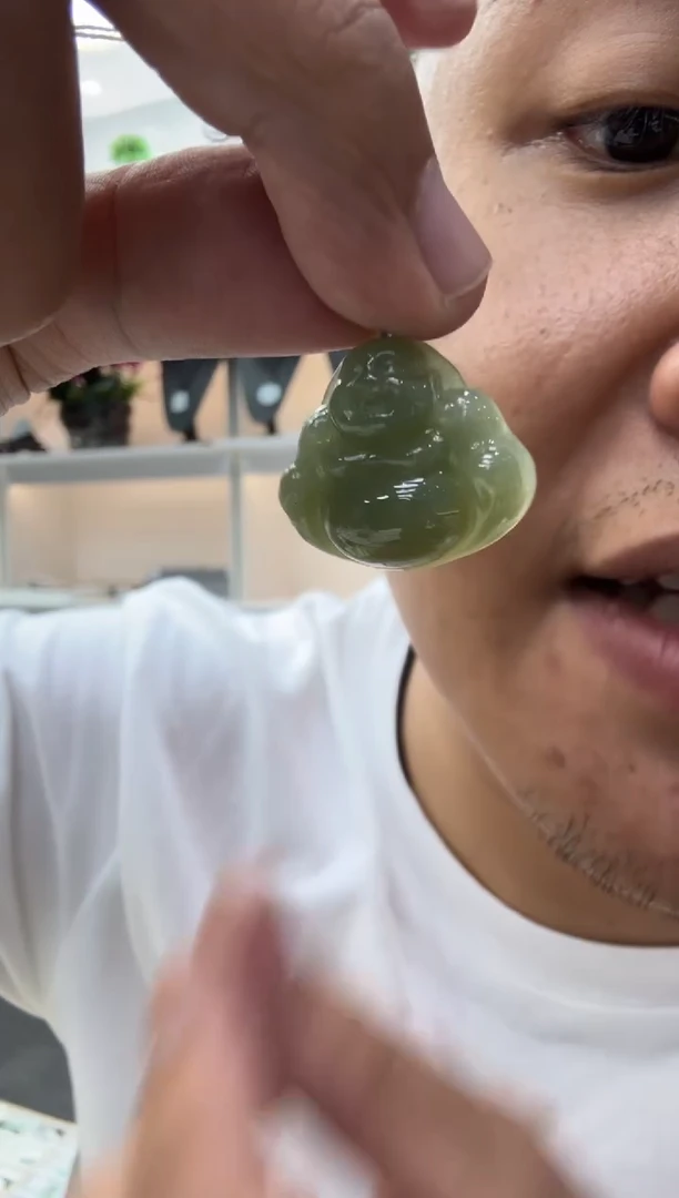 颈饰未镶嵌翡翠天然翡翠A货孤品一件