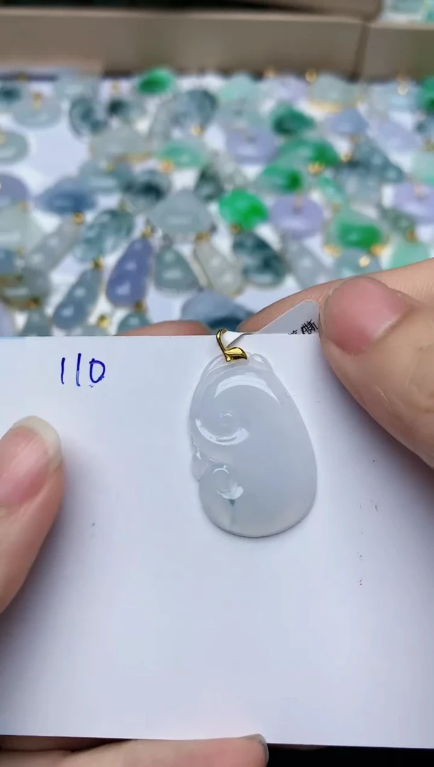 【闪购商品】翡翠颈饰18K金镶嵌天然翡翠A货