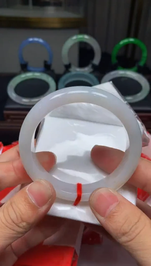 未镶嵌定制翡翠4063毛货不退不换  57-58圈