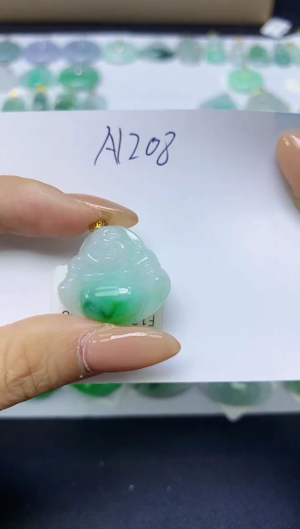 颈饰18K金镶嵌翡翠天然缅甸A货翡翠百元以上9元证书费自理