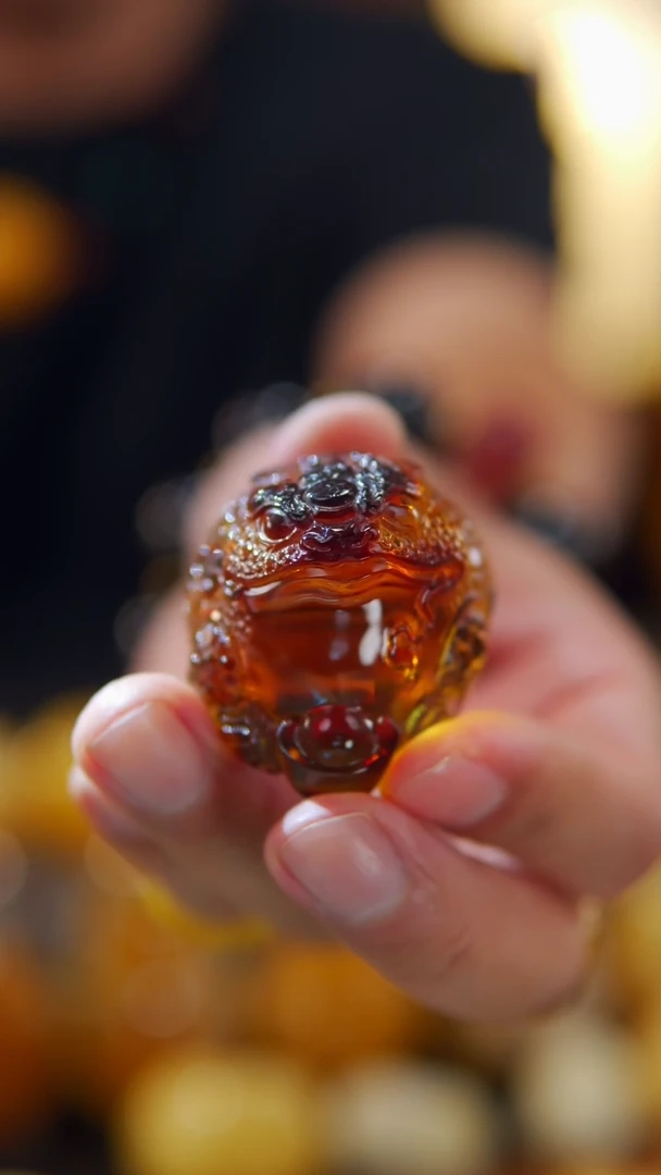 未镶嵌颈饰蜜蜡32.8呱呱来财