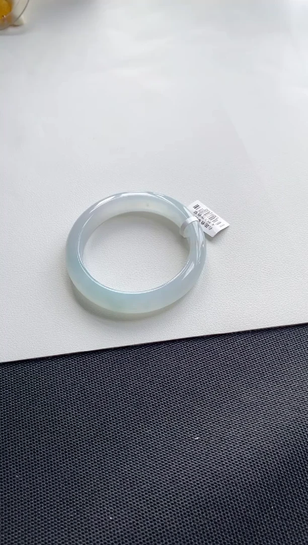 未镶嵌手镯翡翠燕*57.4正圈