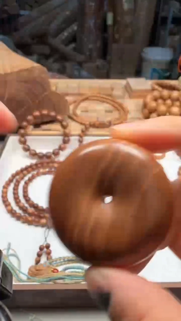 檀香木其他Y****?大平安扣