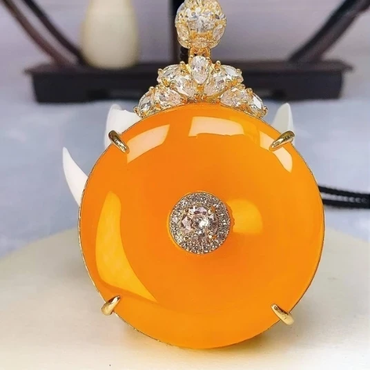 正装 平安扣  玉髓   吊坠 带礼盒