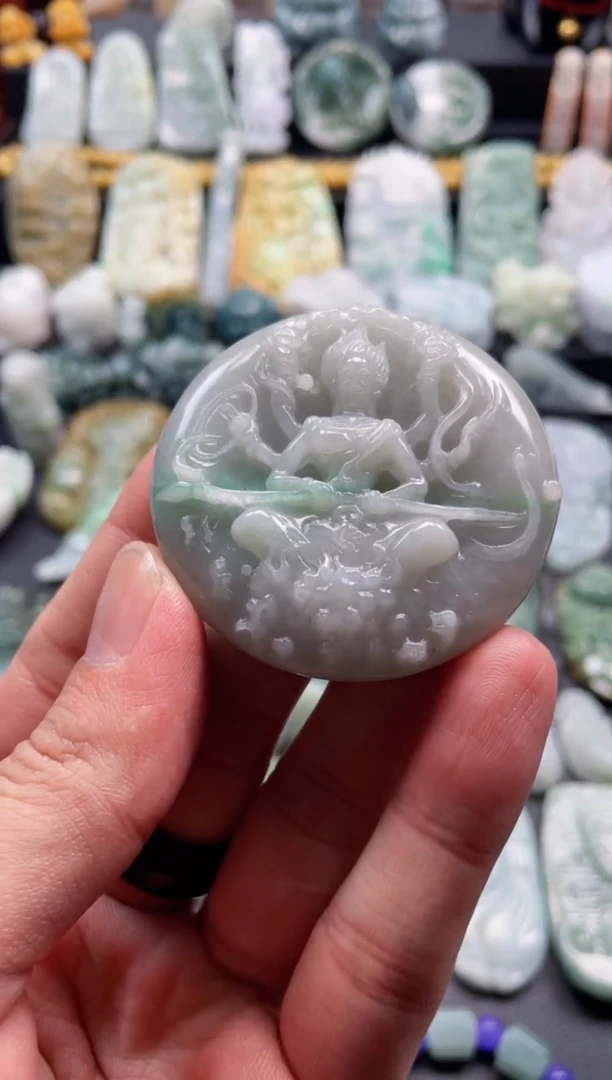 颈饰未镶嵌翡翠57  天然翡翠a货  哪吒