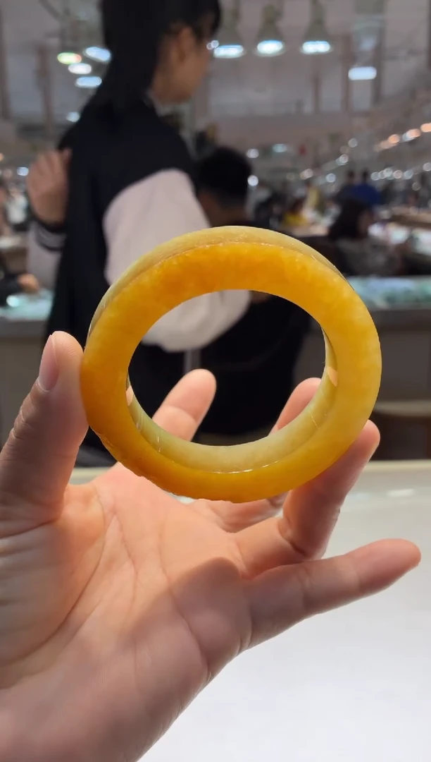 未镶嵌定制手镯定制翡翠参考价小六二开