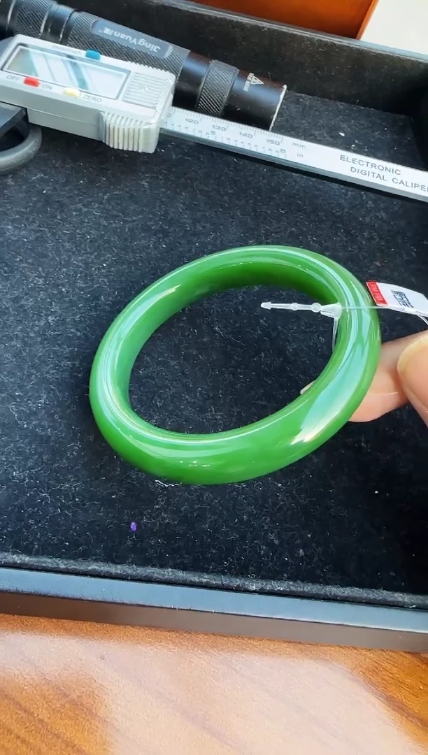 【闪购商品】和田玉（碧玉）手镯未镶嵌圈口约59mm+