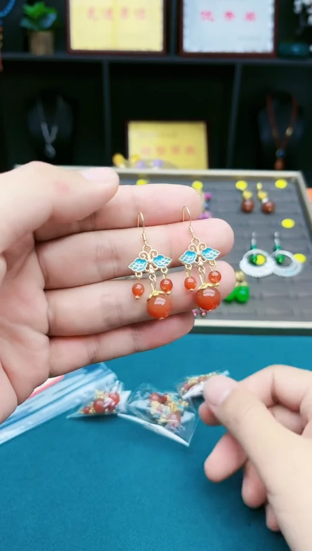 【闪购商品】南红玛瑙耳饰银S925镀金镶嵌3305000