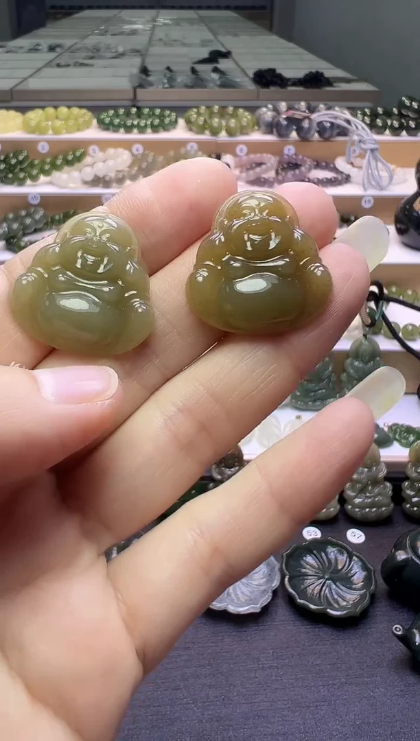 颈饰未镶嵌和田玉32号链接多样性发一（先拍先挑）约卡25*25*6