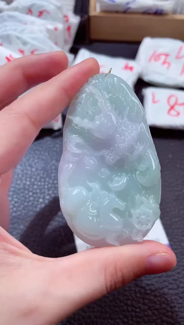 翡翠未镶嵌颈饰00016362