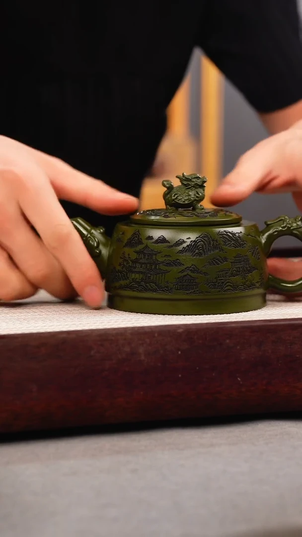 茶壶紫砂绿泥 龙龟 刻绘