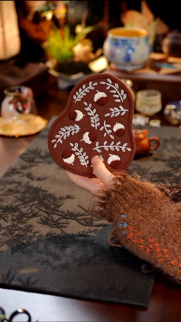 杯垫·············