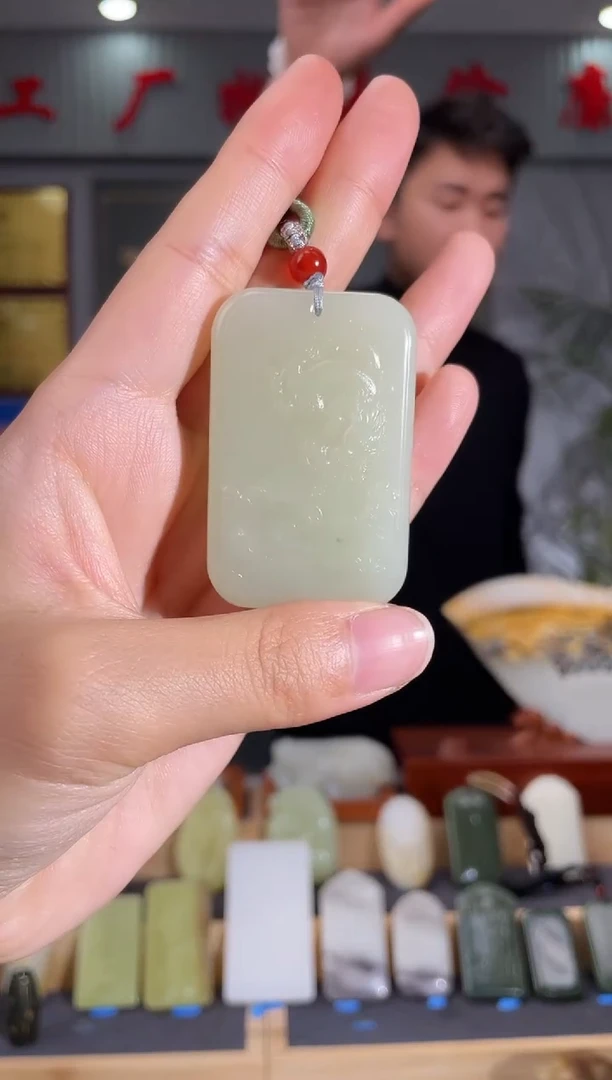 【闪购商品】和田玉颈饰未镶嵌拍一发一 多样性发货