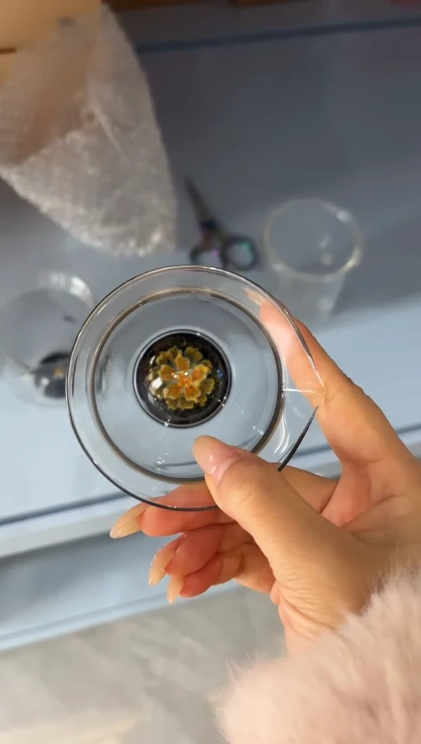 手工艺品玻璃禾器无耳黄花普通盒