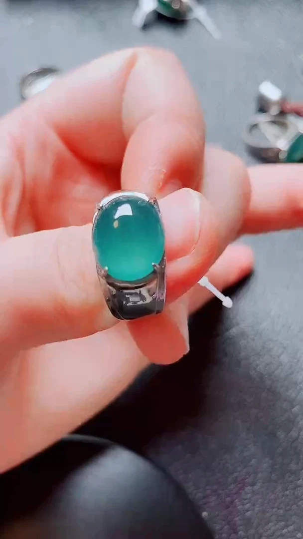 银S925镶嵌戒指翡翠1