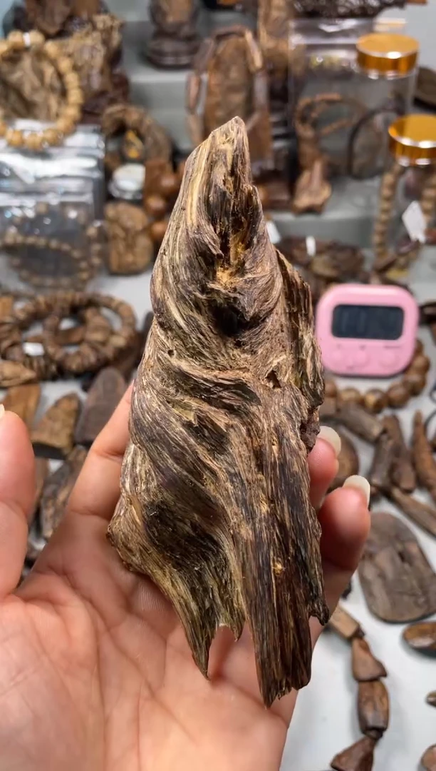 沉香沉香碎屑达拉干  沉香42