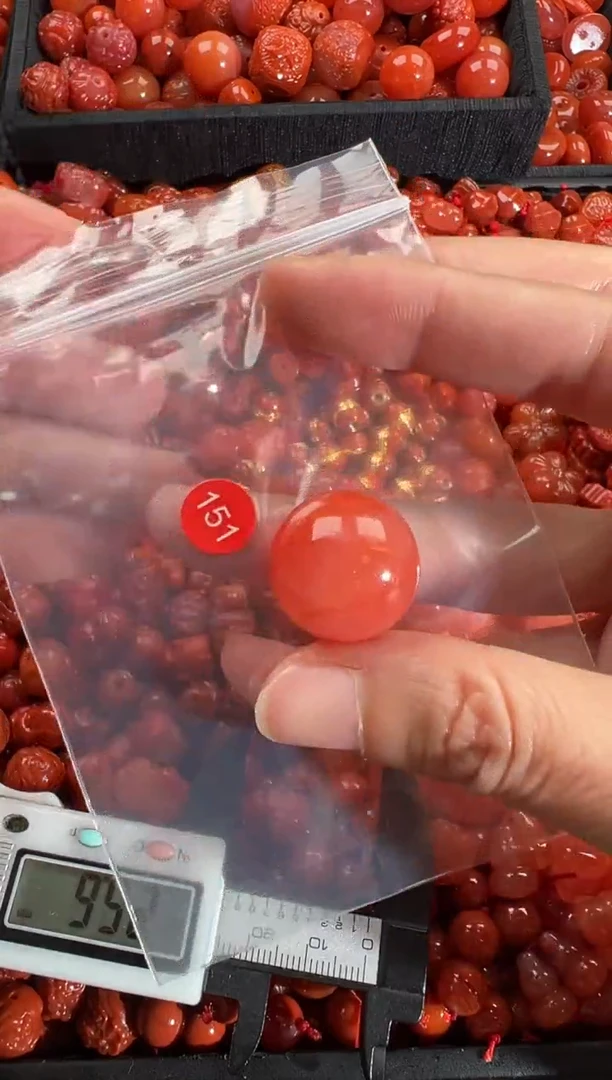 【闪购商品】南红玛瑙颈饰未镶嵌1