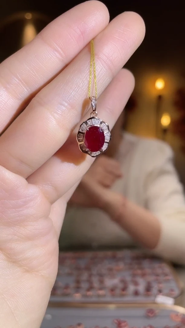 银S925镶嵌颈饰红宝石颈饰