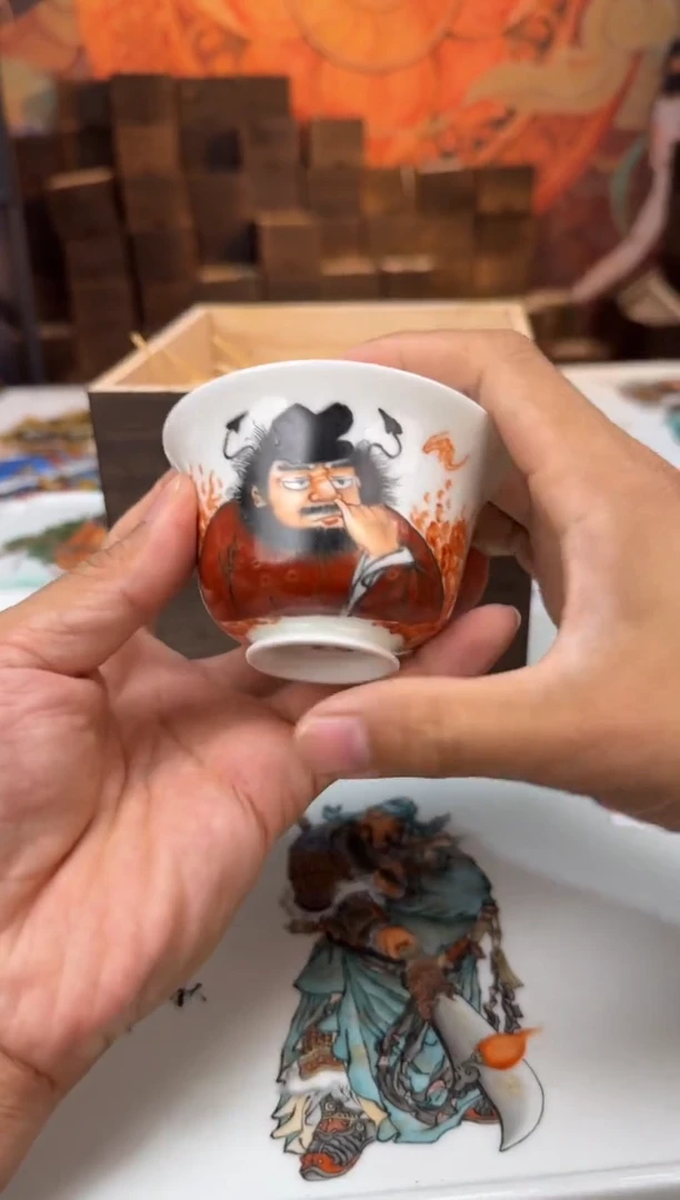 以笔为心，以瓷为纸。
