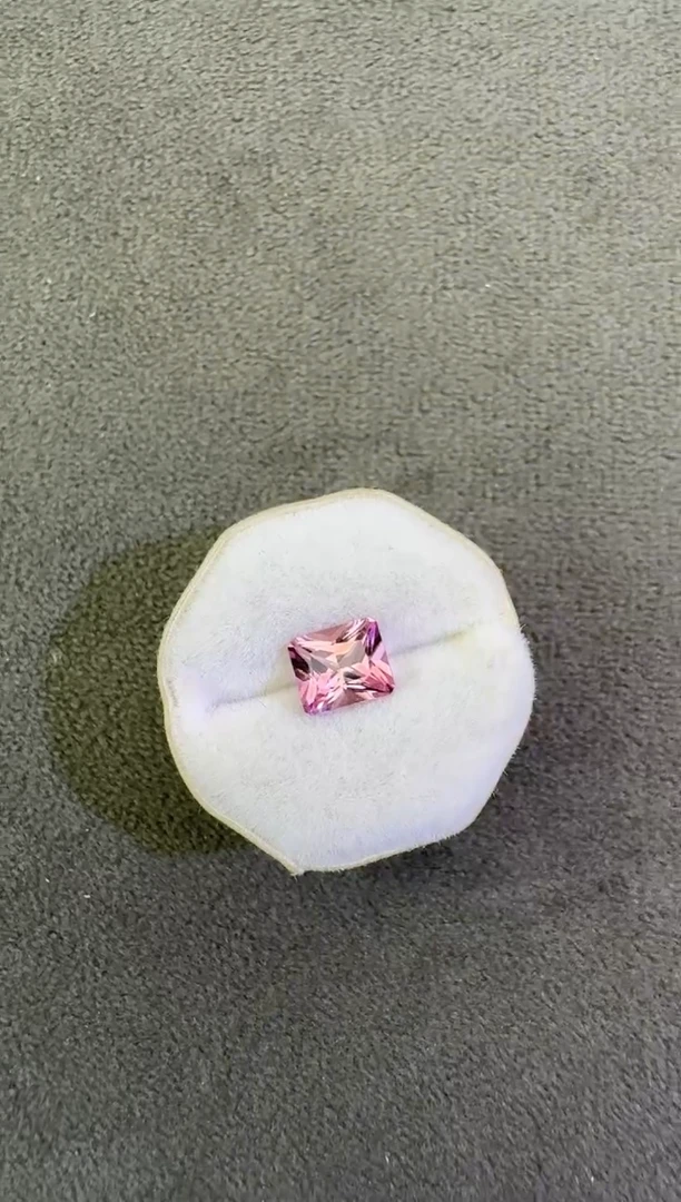 未镶嵌珠宝半成品碧玺1ct