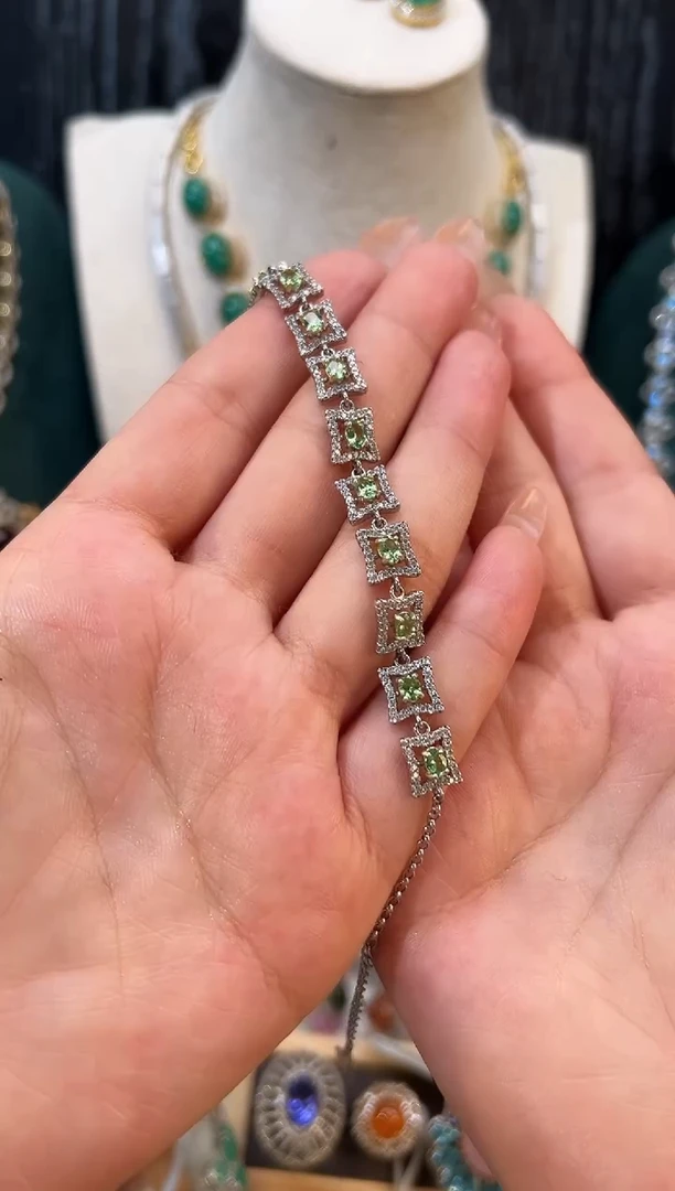 银S925镶嵌手链石榴石（沙弗莱）手链