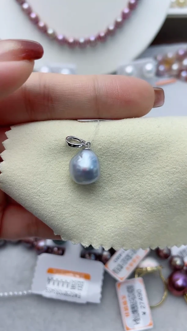 【闪购商品】海水珍珠颈饰18K金镶嵌W109