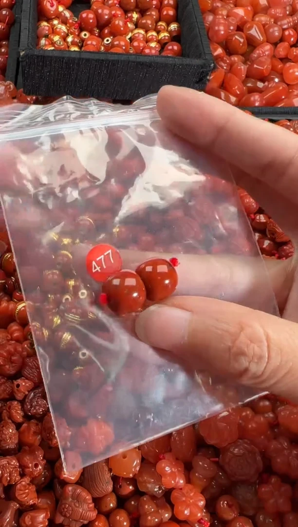 【闪购商品】南红玛瑙颈饰未镶嵌1