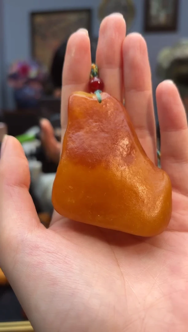 琥珀颈饰未镶嵌吊坠