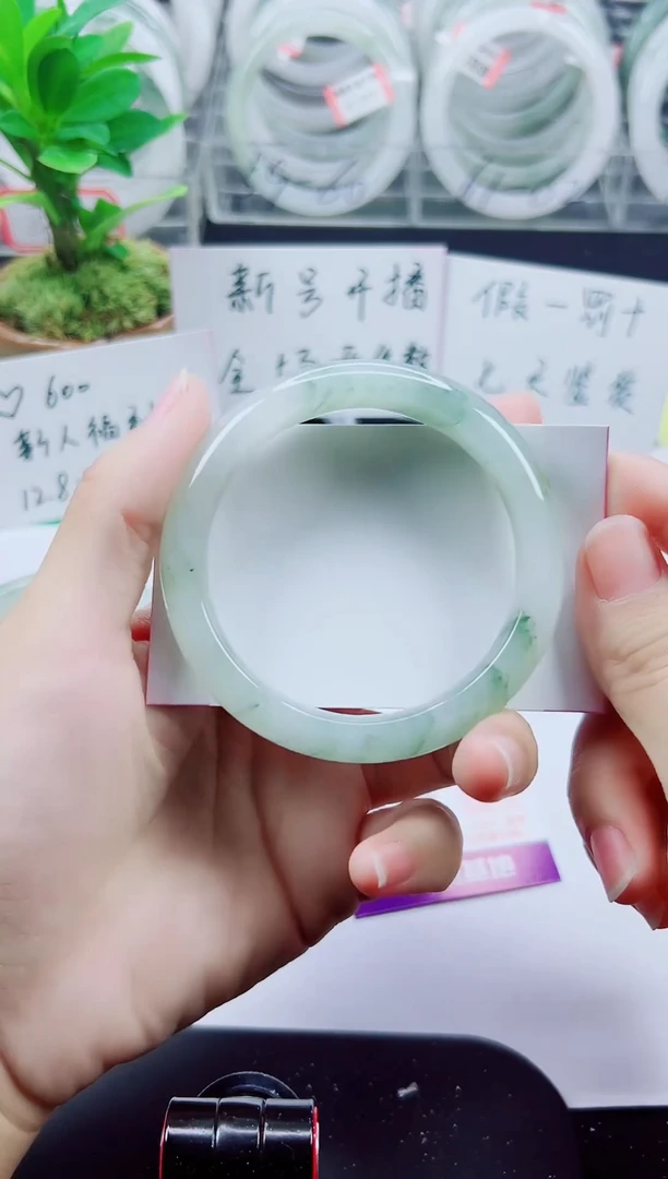 未镶嵌手镯石英质玉23-55/56/57