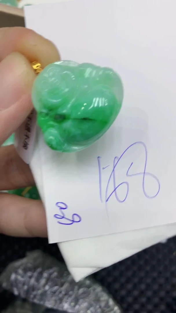 颈饰18K金镶嵌翡翠翡翠111111