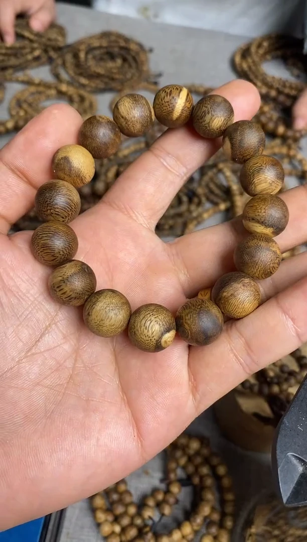 沉香手串留疤1.4圆珠单圈手串多样性发一