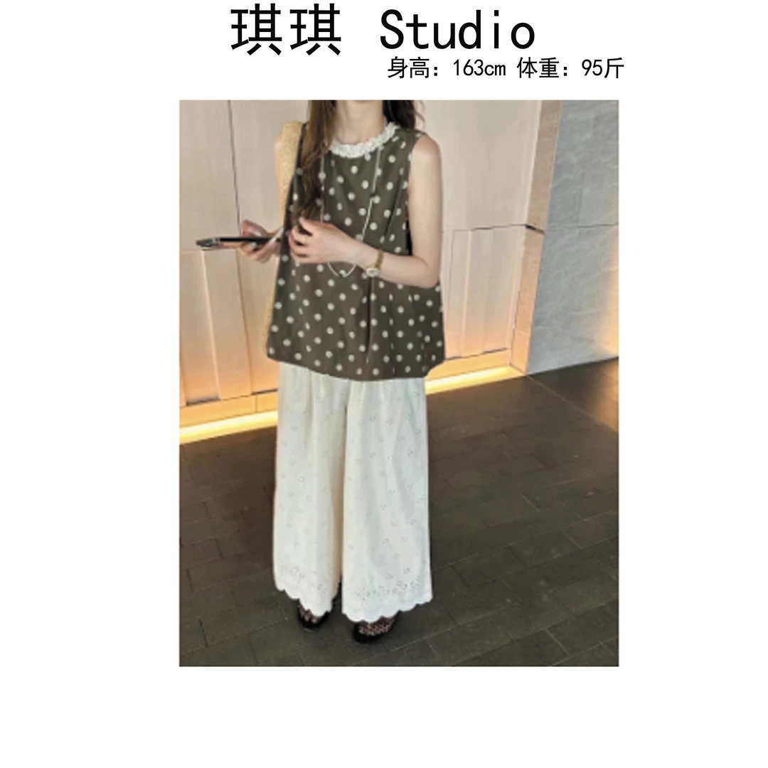 《琪琪家》夏季新款设计花边镂空休闲裤无袖波点上衣两件套83228-CS