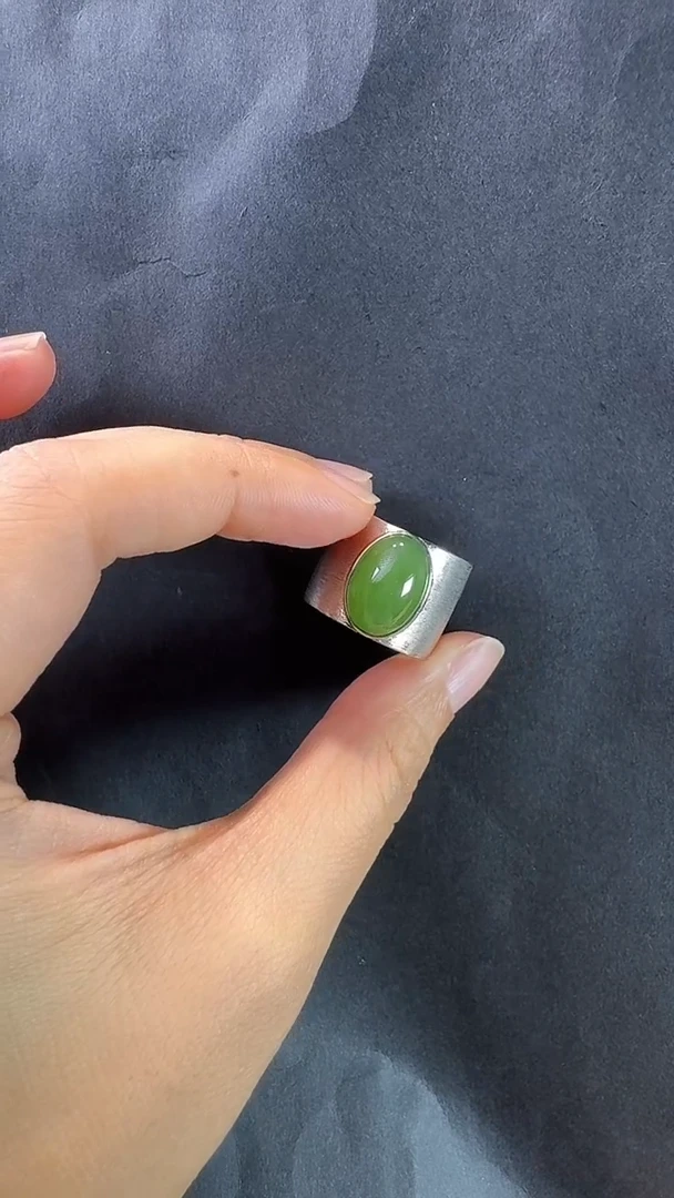 银S925镶嵌戒指和田玉圈口15-16