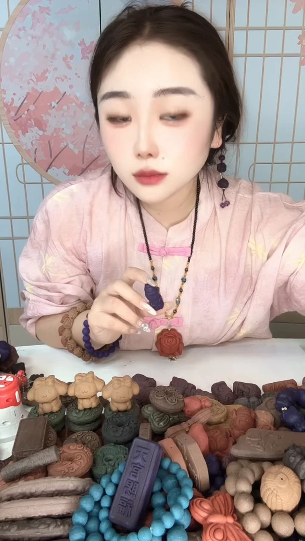 泥塑杨*果天青龙扇子1个