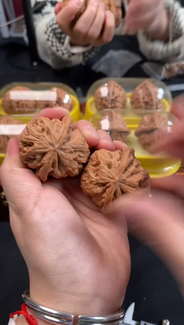 把件文玩核桃大粗筋44尺Z085