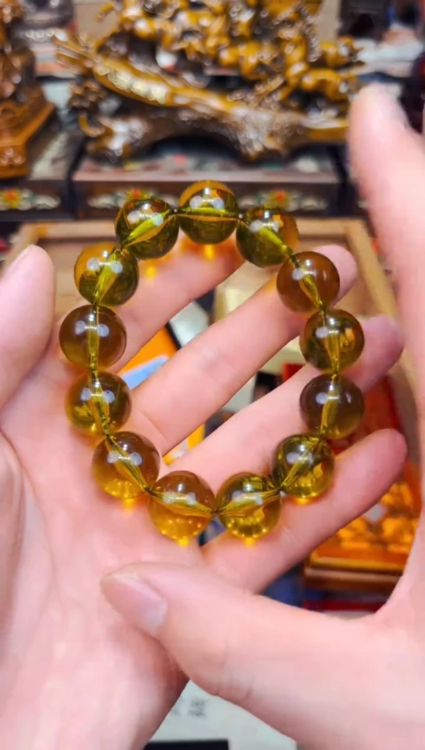 未镶嵌琥珀裸石A瑞哥专属高端精品48