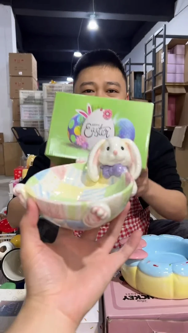 【闪购商品】杯绿色原盒兔子糖果碗