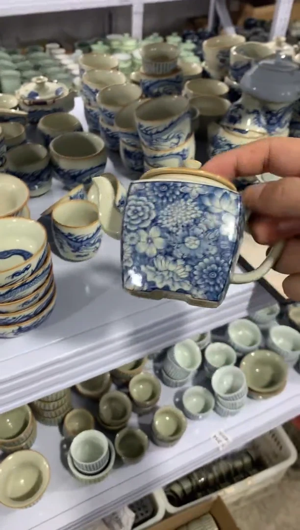 茶壶、盖碗、主人杯、客杯（轻轻微瑕介意勿拍）