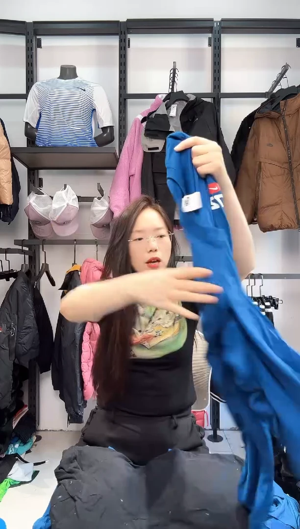 2583编码  瑕疵直播间过款为准 尺码