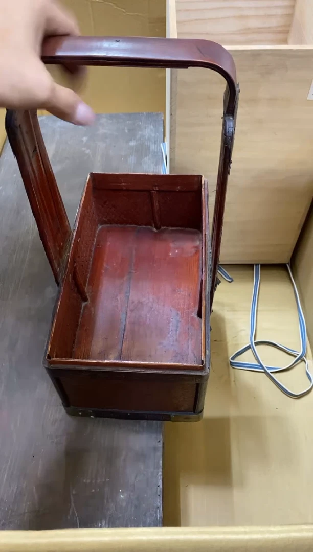 ?****陈中古商品瑕疵杯碟