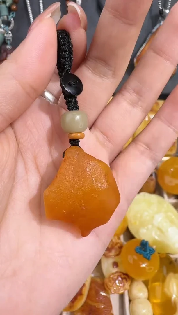 裸石琥珀未镶嵌琥珀