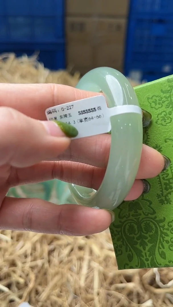 天然辰砂带礼盒G-227