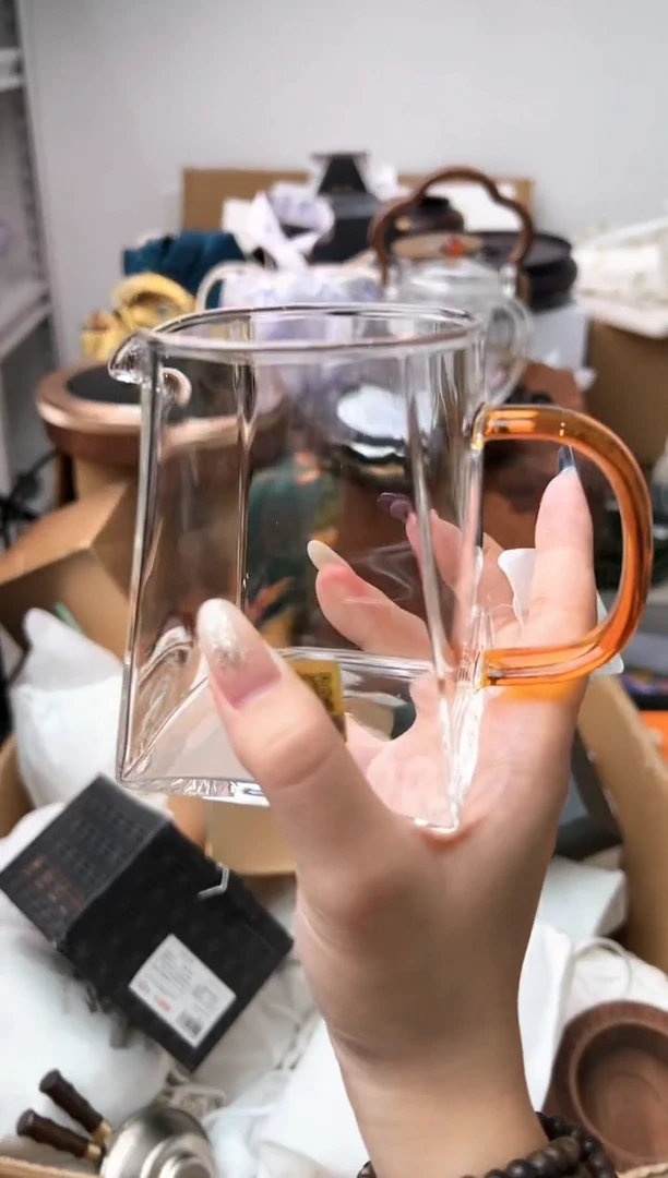 禾墨清源茶海琥珀色