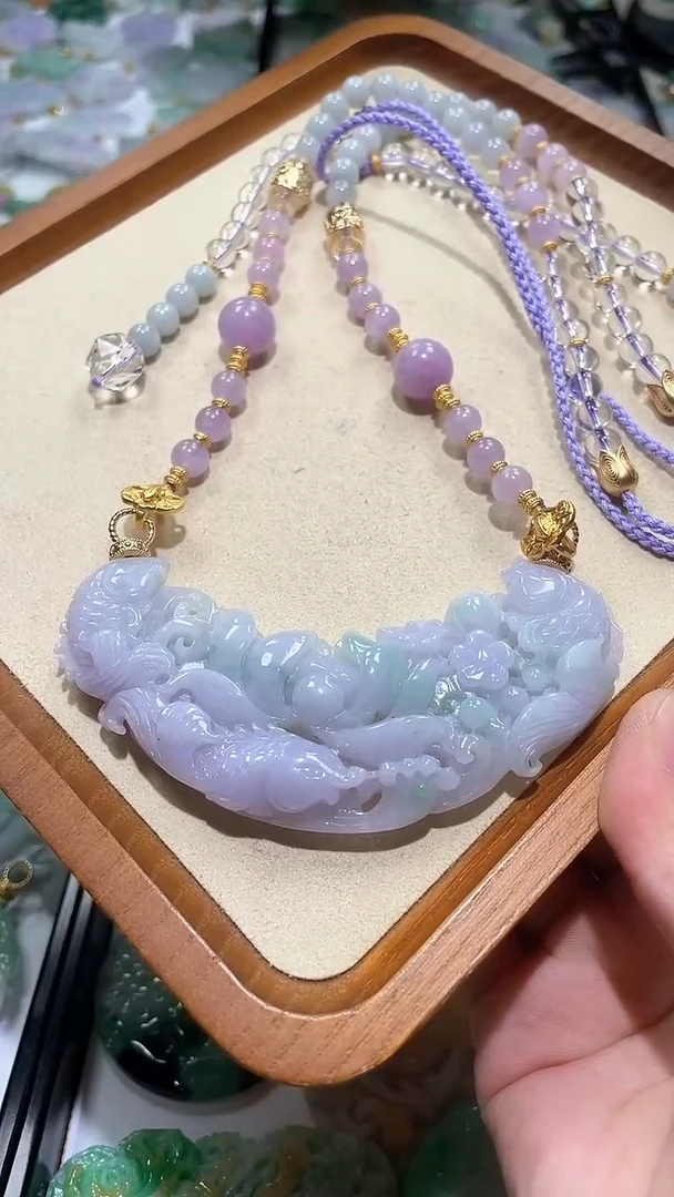 【闪购商品】翡翠颈饰未镶嵌吊坠