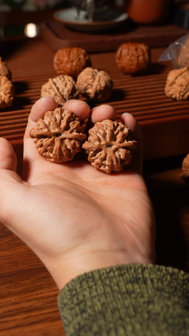 核桃苹果39.。。。。。。。